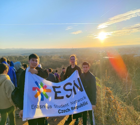 Бірлескен қос дипломды оқыту бағдарламалары